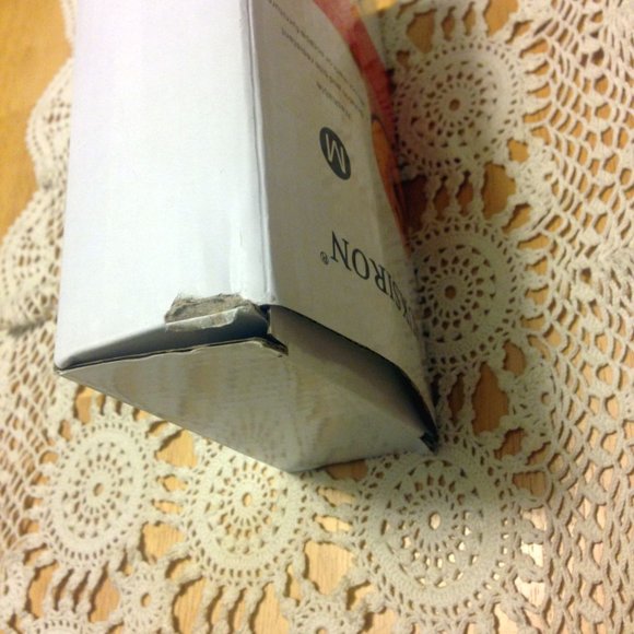 New inflatable recovery collar, size medium - Picture 7 of 7